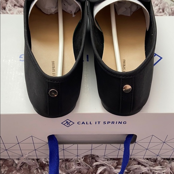 [NEW] Black Synthetic Nubuck Loafers - Picture 2 of 6